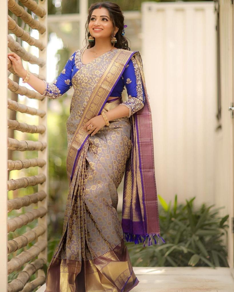 Gery Color With blue Blouse Golden Fulda Soft Silk Kantivati Saree Weaving