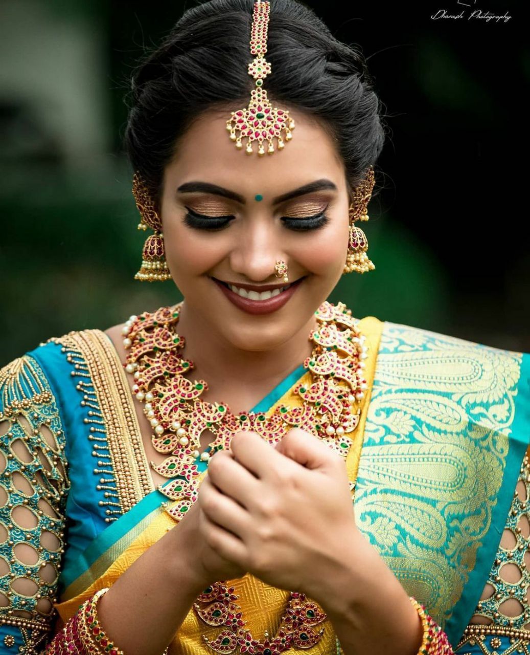 Yellow Color With Golden Zari Designer Lchi Silk Saree For Weaving