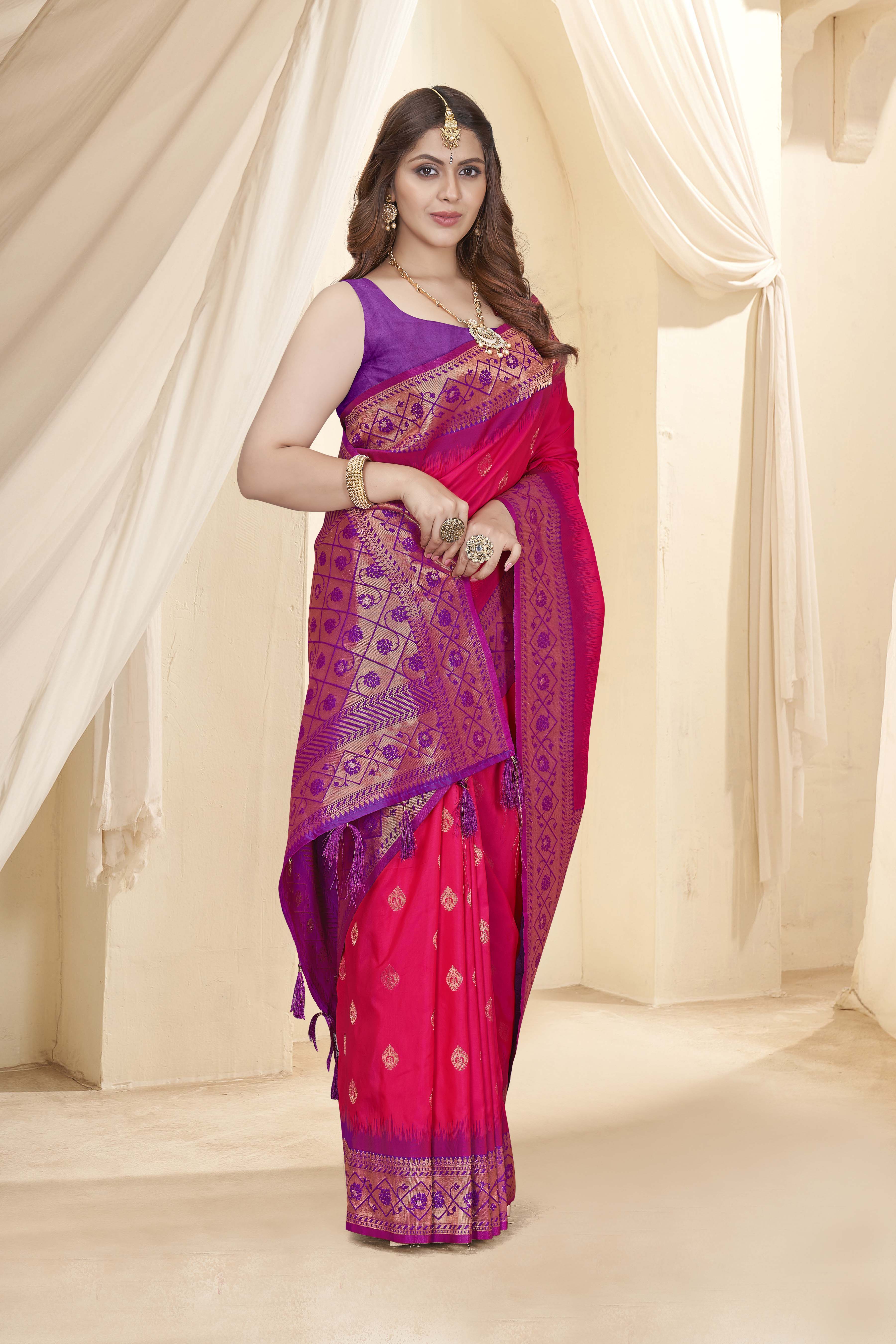 Red Soft Silk Floral Border Contrast Zari Woven Saree