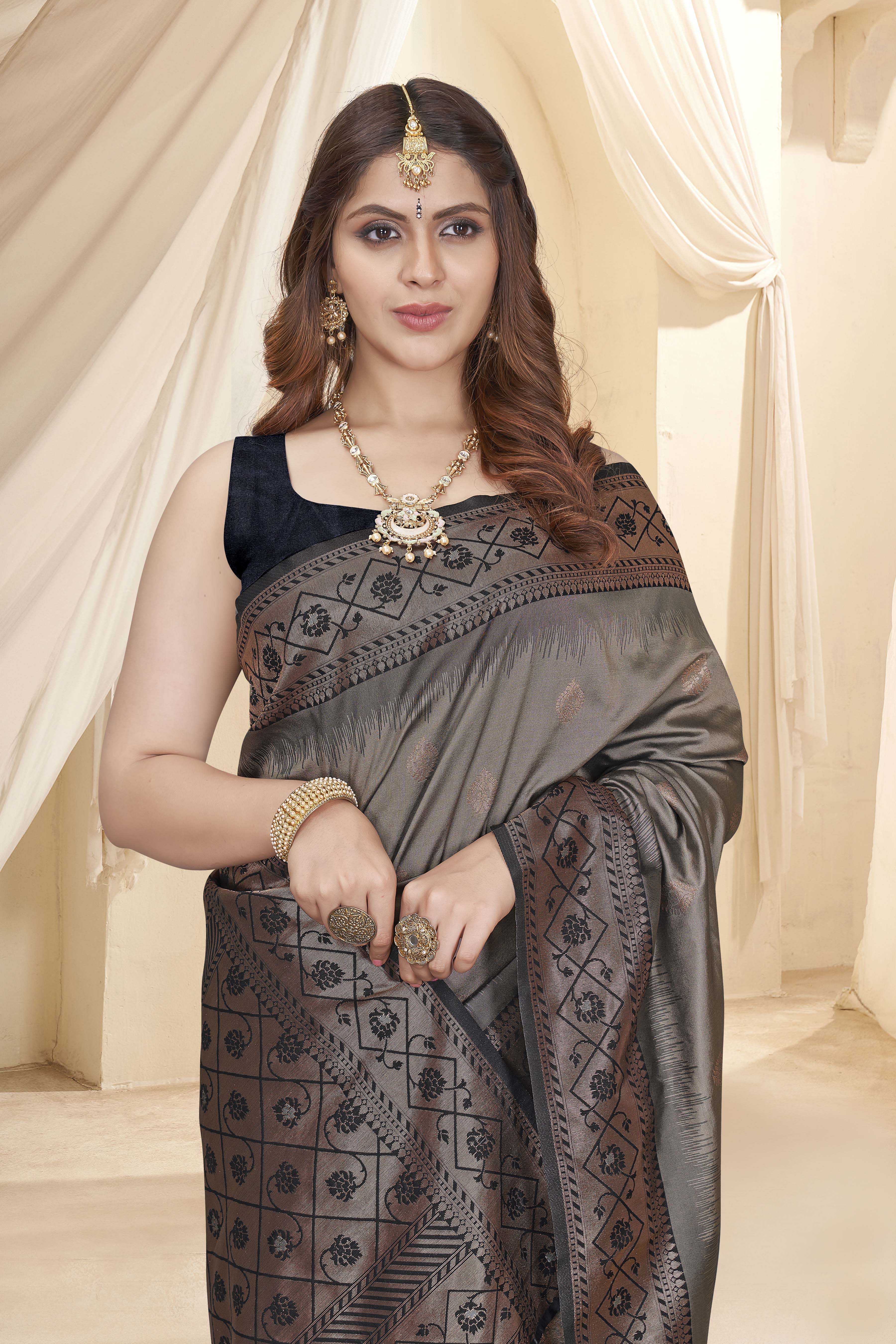 Grey Soft Silk Floral Border Contrast Zari Woven Saree