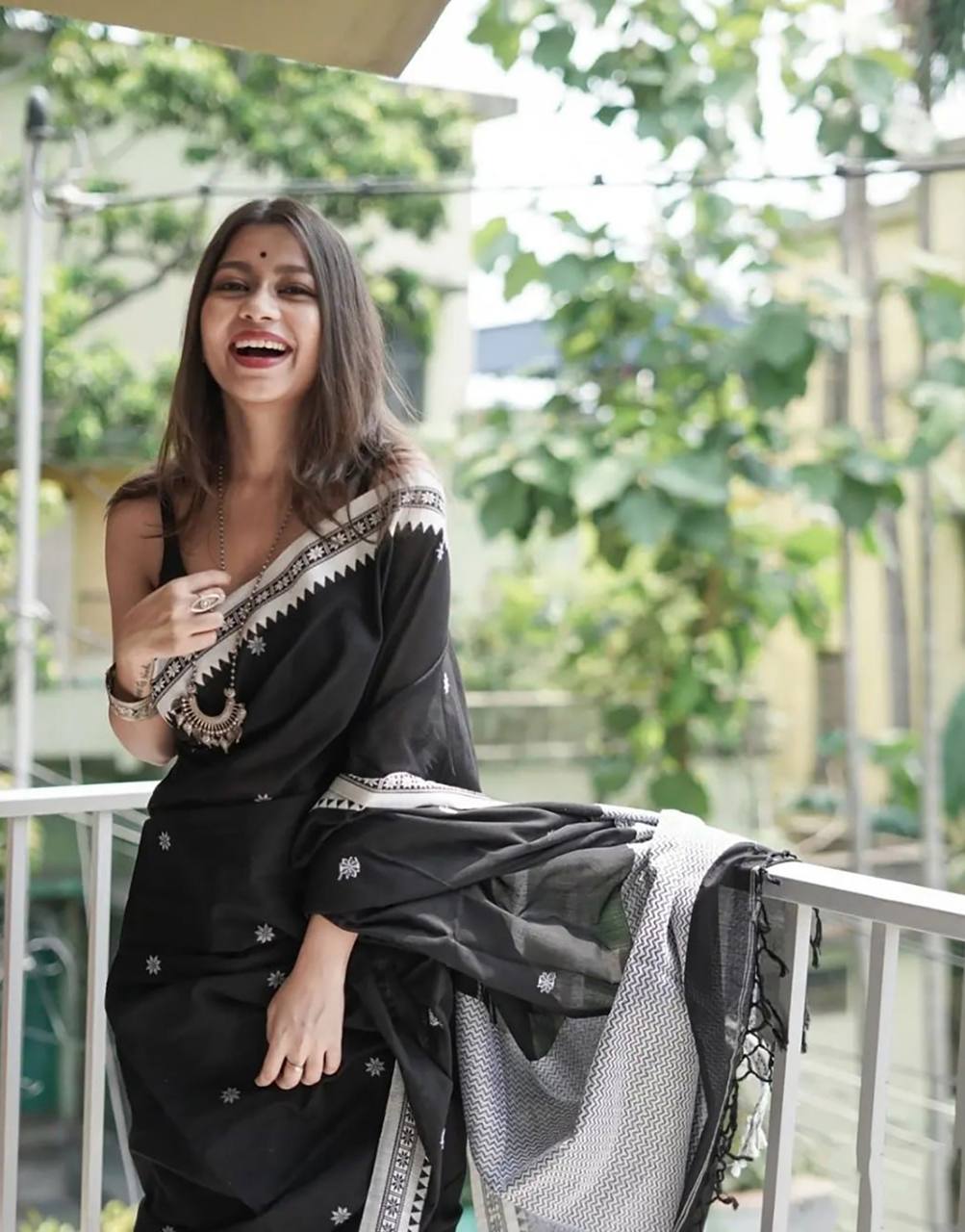 Twirling Black Cotton Silk Saree