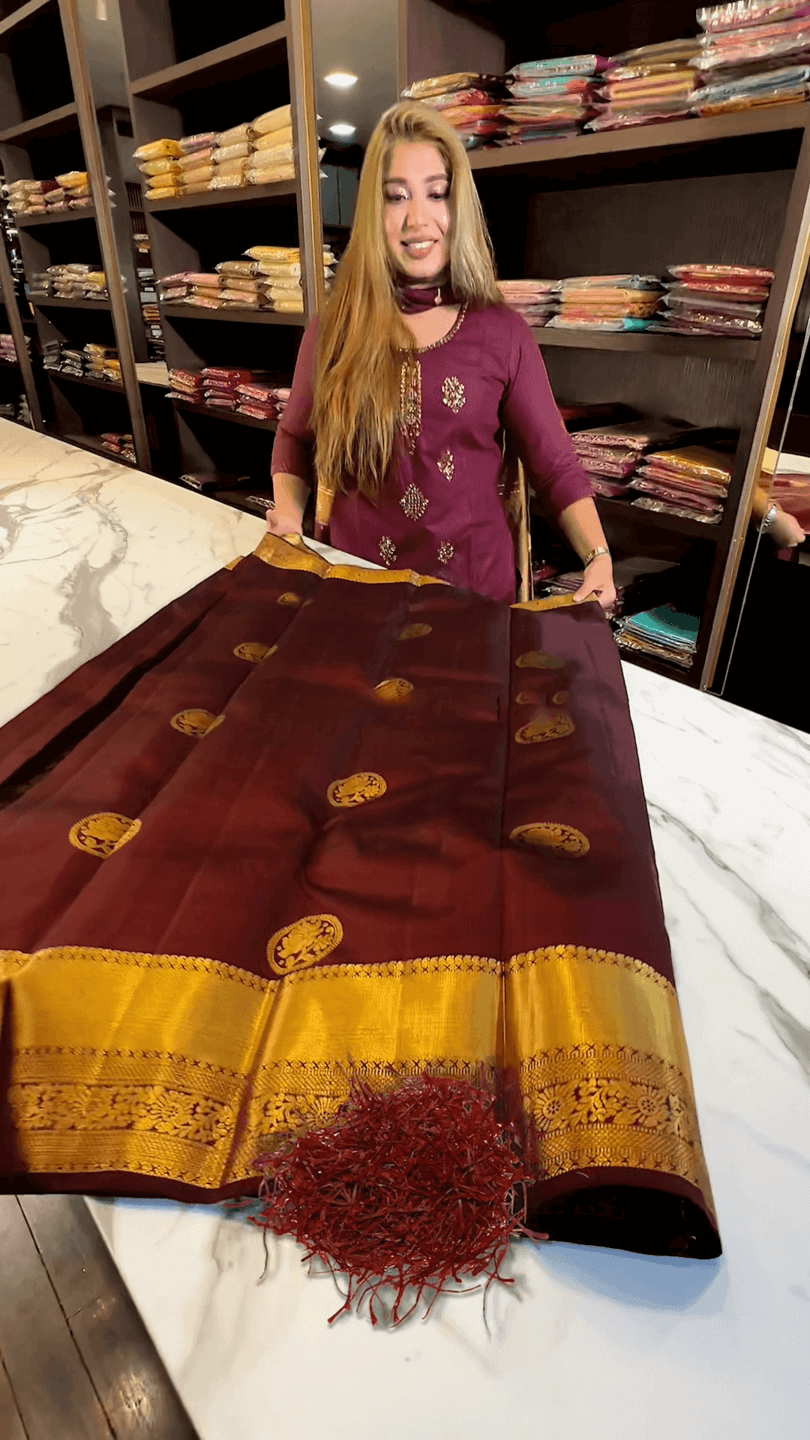 Susurrous Maroon Soft Banarasi Silk Saree With Tremendous Blouse Piece