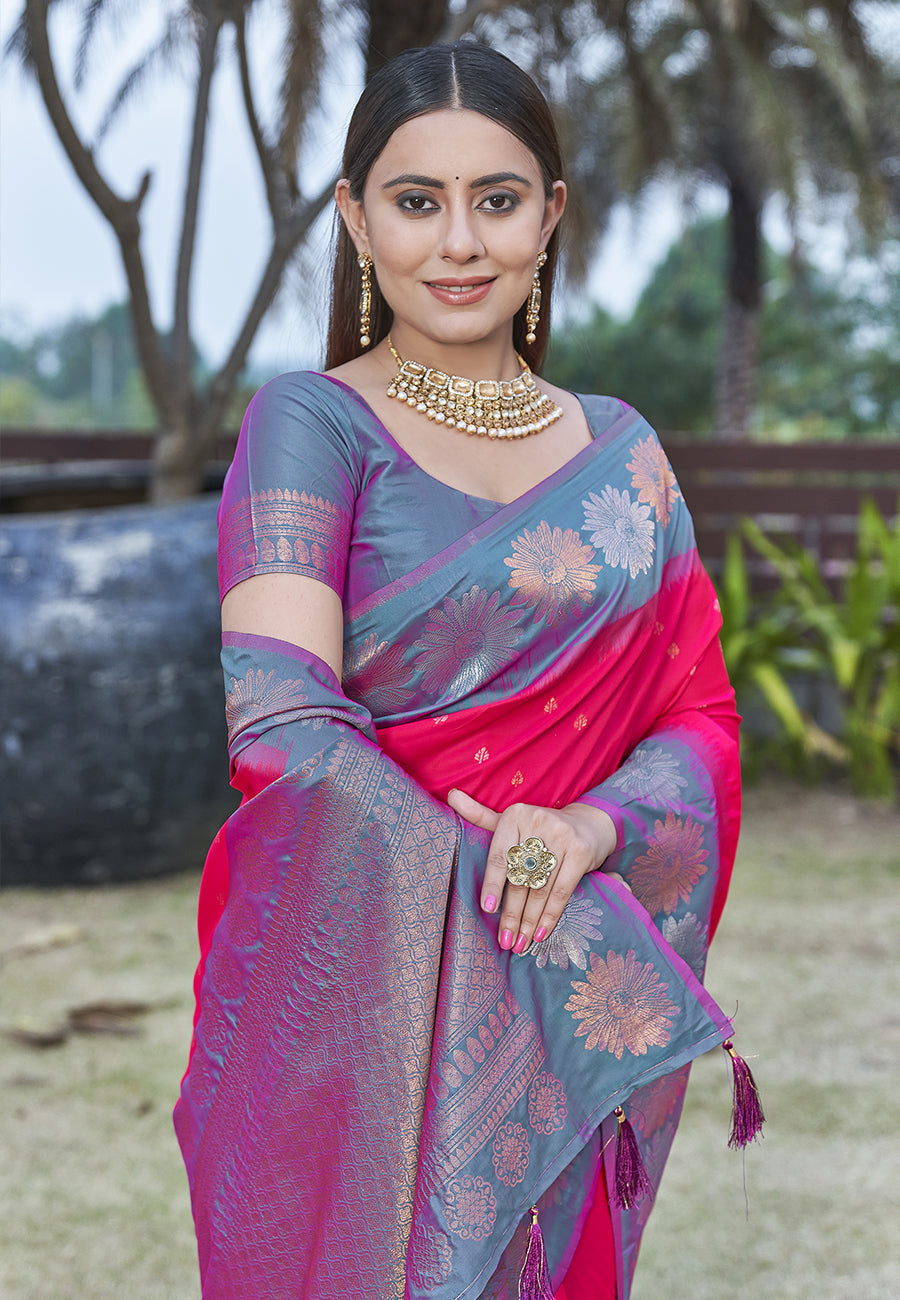Stylish Pink Colour Soft Silk Zari Woven Floral Border Saree