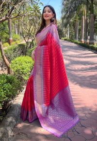 Gajri Soft Silk Floral Border Contrast Zari Woven Saree