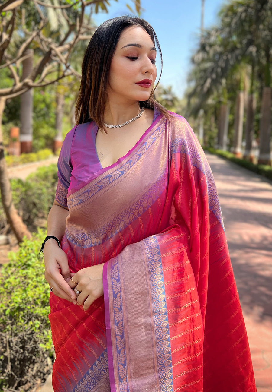 Gajri Soft Silk Floral Border Contrast Zari Woven Saree