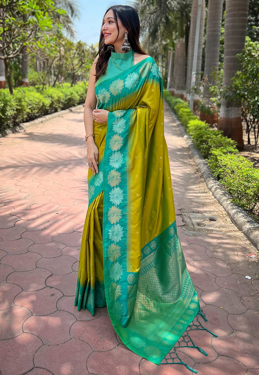 Mehendi Green Soft Silk Floral Border Zari Woven Saree