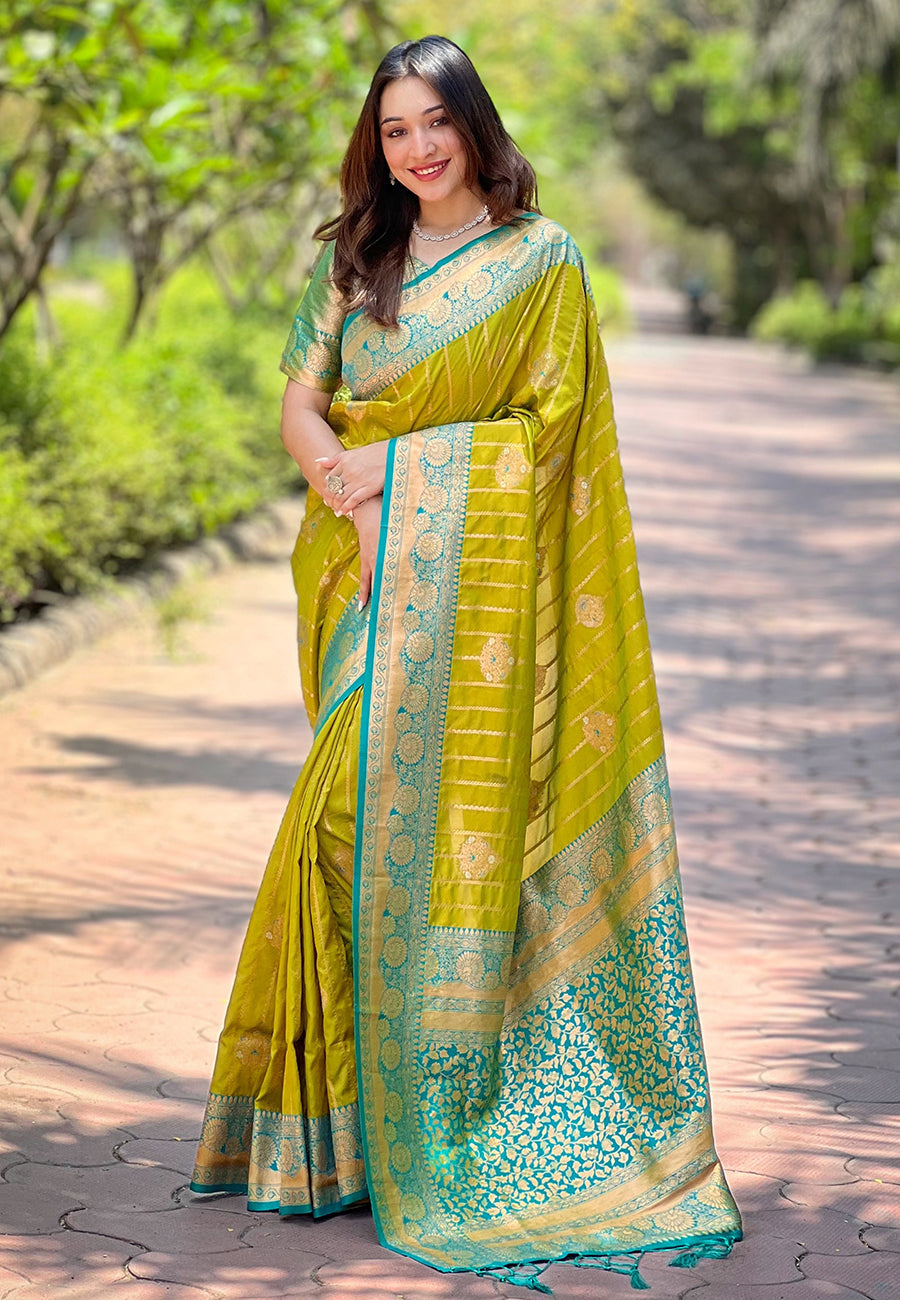 Mehendi Green Soft Silk Contrast Zari Woven Saree