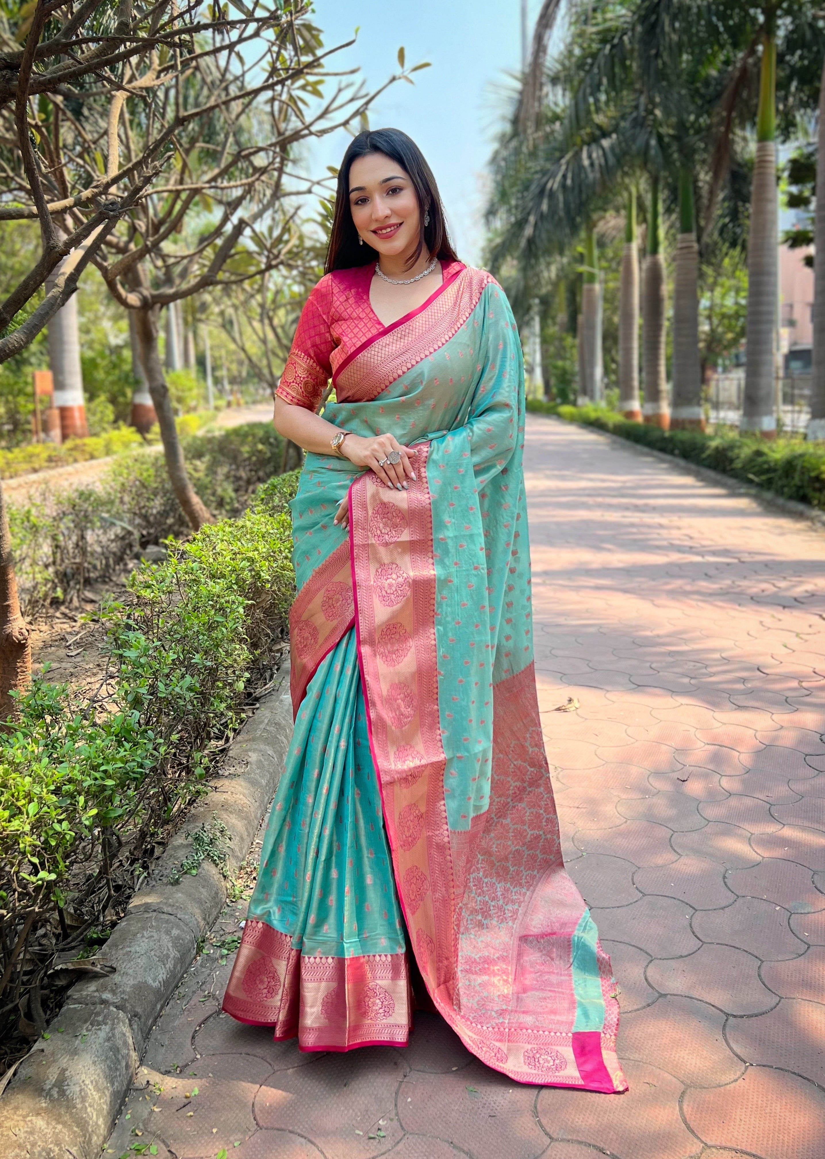 Sea Green Kanchipuram Tissue Silk Traditional Zari Woven Saree