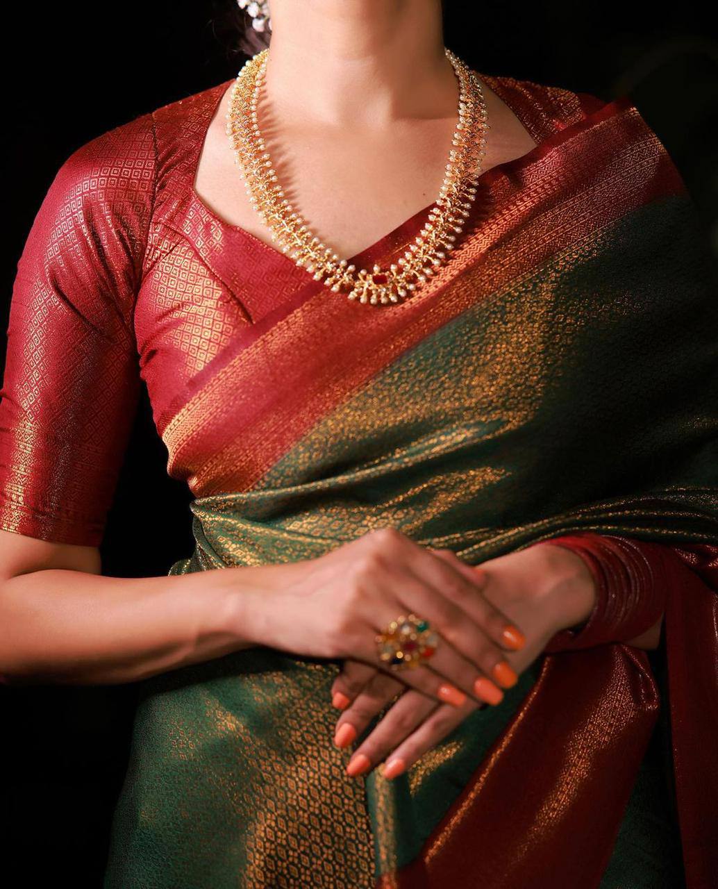 Beautiful Green And Red With Gold Weaving Work Banarasi Lichi Silk .
