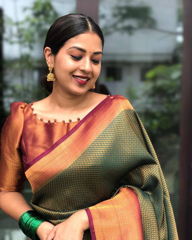 Red With Maroon Combition Copper Zari Weaving Lichi Silk  Saree