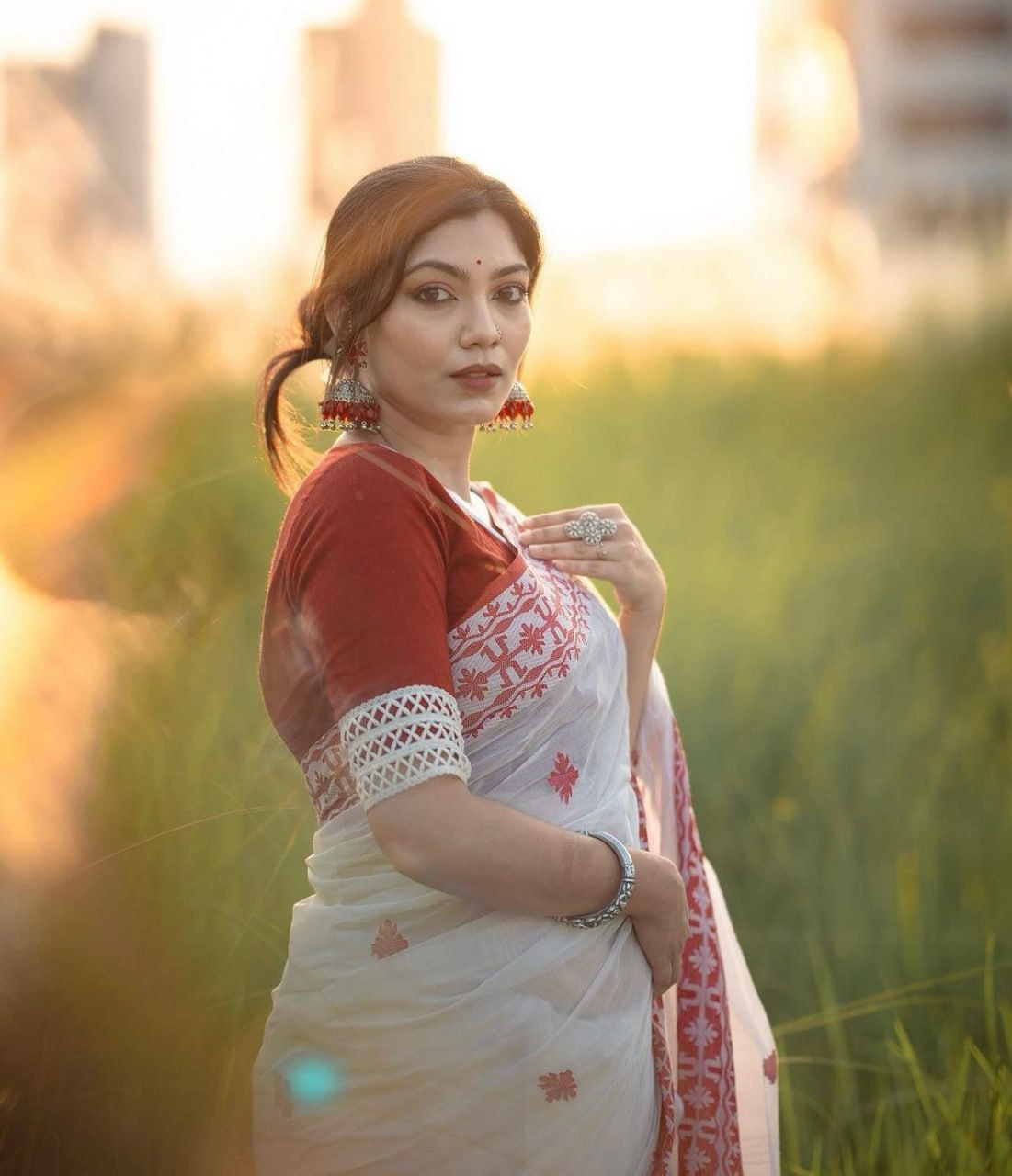 Beleaguer White Cotton Silk Saree