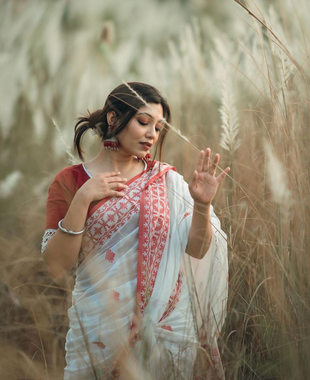 Beleaguer White Cotton Silk Saree