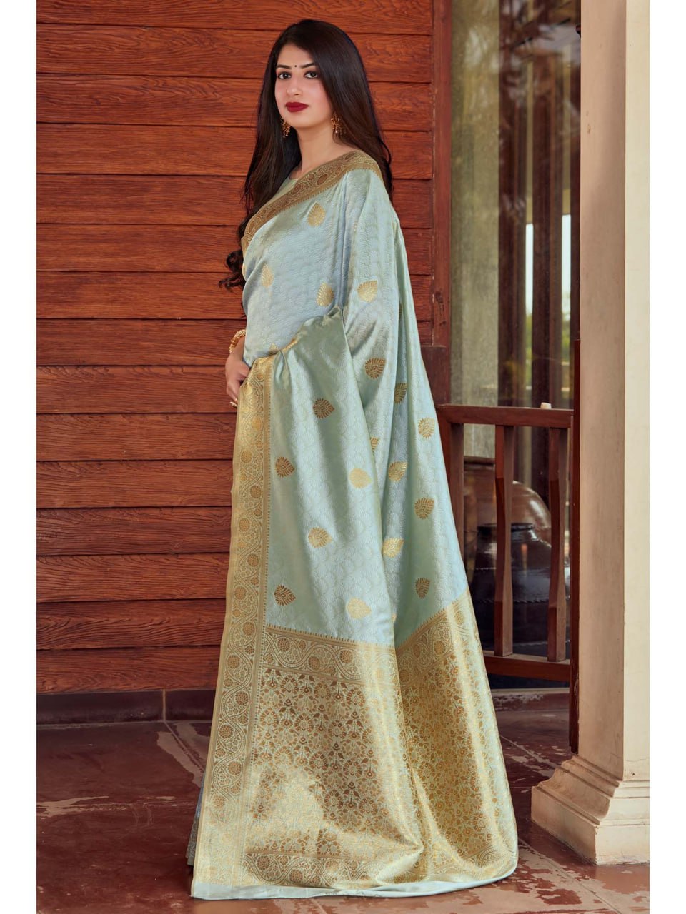 Beauteous Grey Soft Silk Saree