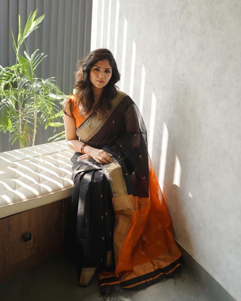 Flamboyant Black Cotton Silk Saree